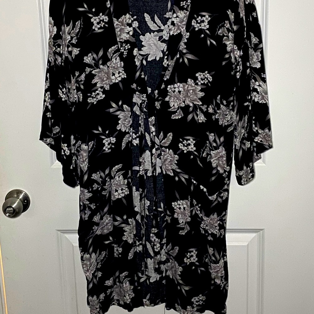 Kimono style robe